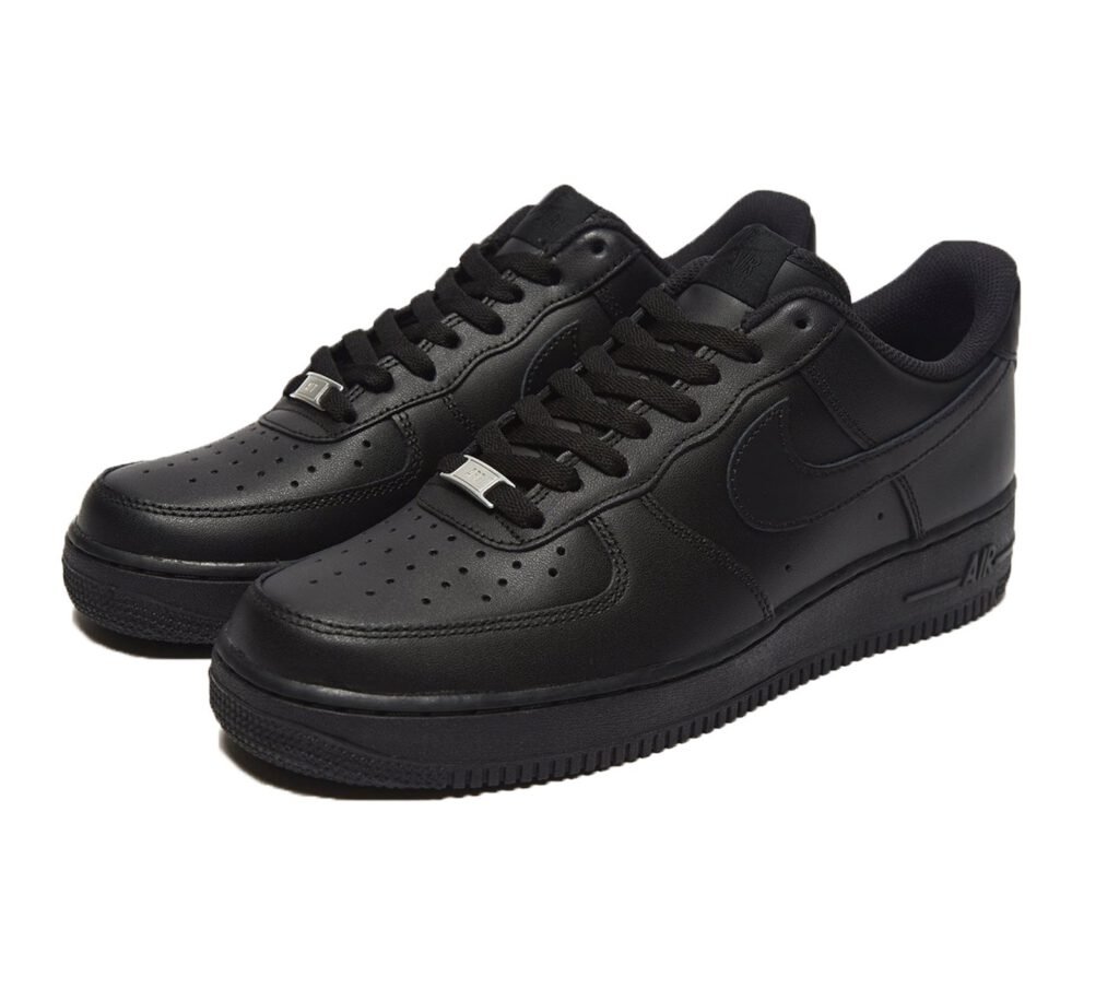 Nike Air Force 1 Triple Black – תמונה 2